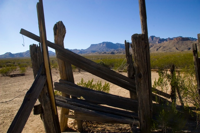 BB08: Corral