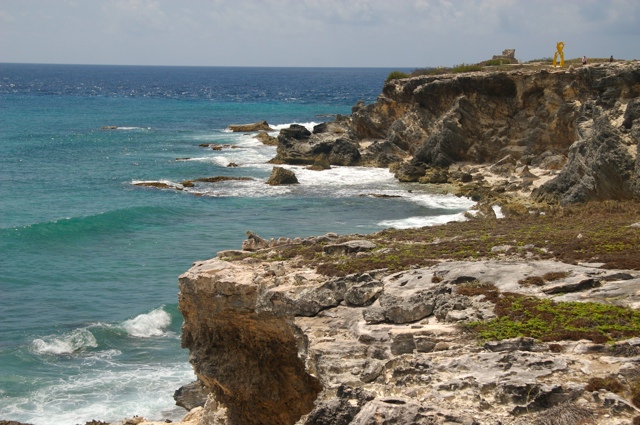 Iguana, Cliffs, and Temple