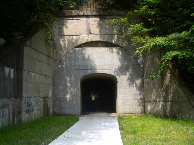 Tunnel